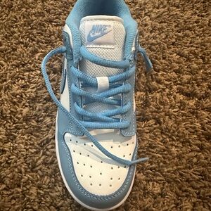 Nike Carolina blue dunks..bought from dh gate…never worn without tags or box